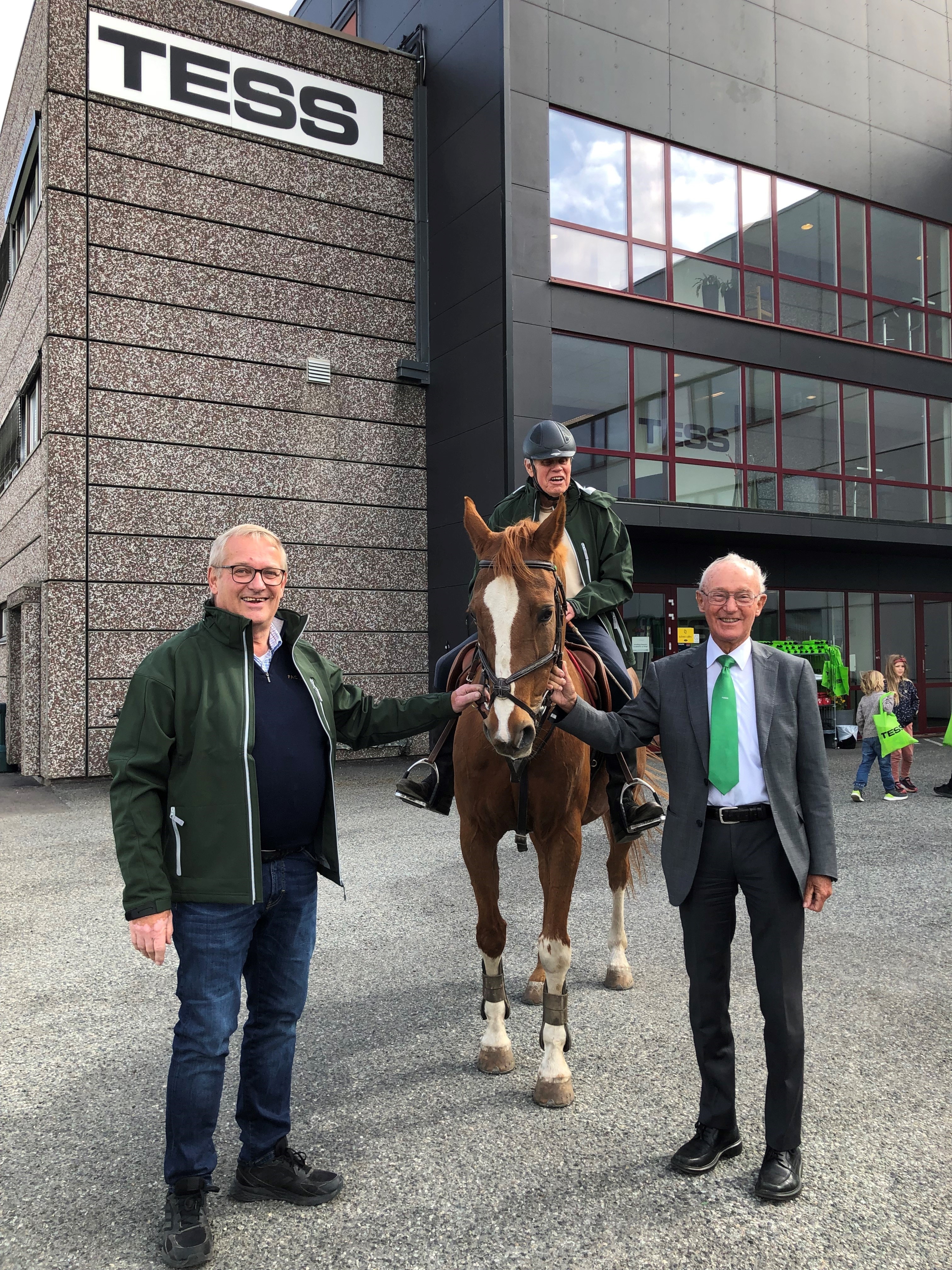 Drammen og Omegn Rideklubb tildelt kr 200 000,- til idrettsmateriell fra Stiftelsen Erik Jølberg.